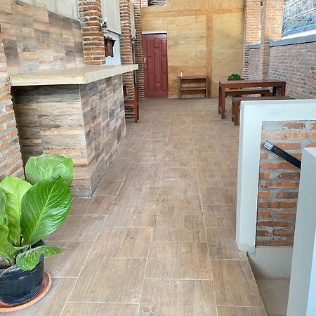 Ada Homestay Magelang Eksteriør billede