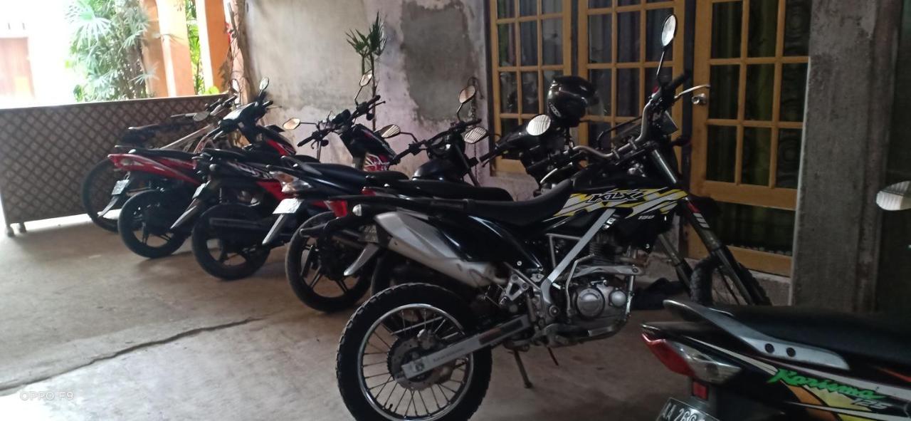 Ada Homestay Magelang Eksteriør billede