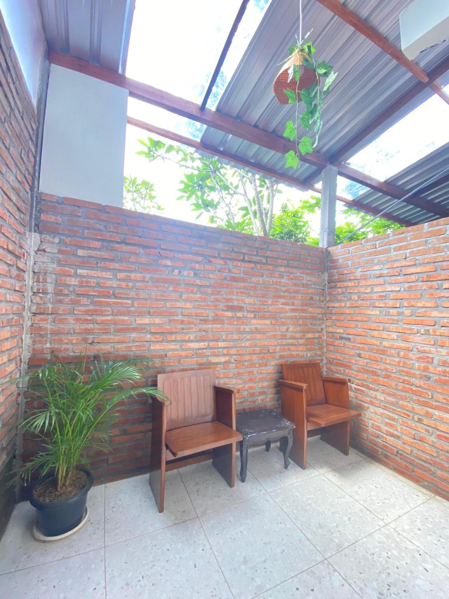 Ada Homestay Magelang Eksteriør billede