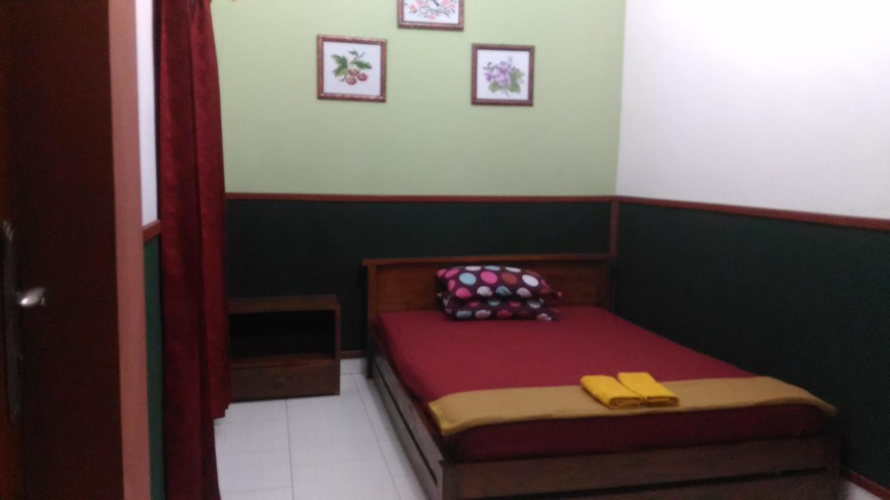 Ada Homestay Magelang Eksteriør billede
